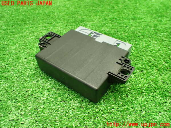 5UPJ-35286147]ベンツ E300(212055C)(212)コンピューター2 中古_m0002.jpg