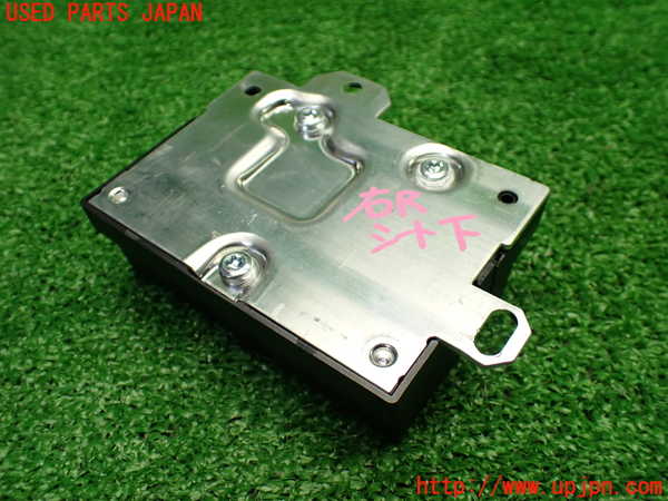 5UPJ-35286151]ベンツ E300(212055C)(212)コンピューター6 中古_m0002.jpg