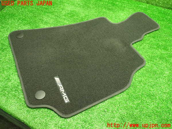 1UPJ-35287800]ベンツ E300(212055C)(212)フロアマット 中古_m0003.jpg