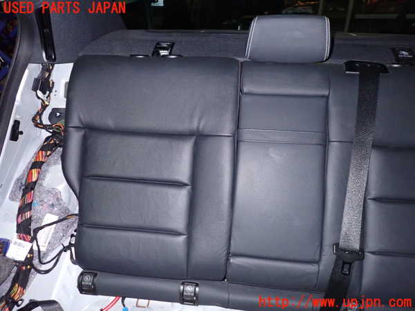 1UPJ-35287385]ベンツ E300(212055C)(212)リアシート 中古_m0002.jpg