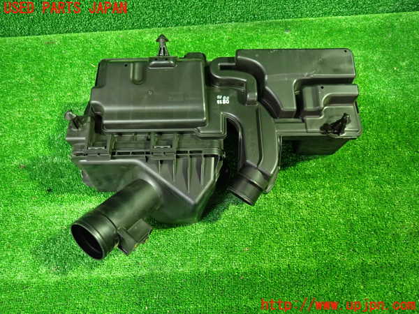 1UPJ-35292560]セレナ e-POWER(HC27)エアクリーナーボックス 中古_m0002.jpg
