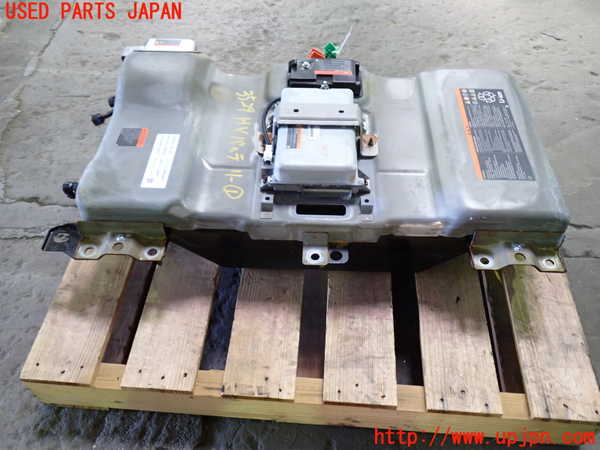 1UPJ-35296911]セレナ e-POWER(HC27)ハイブリッドバッテリー1 中古_m0002.jpg