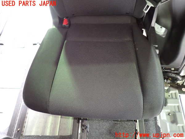 1UPJ-35297175]セレナ e-POWER(HC27)左2列目シート 中古_m0003.jpg