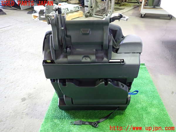 1UPJ-35297265]セレナ e-POWER(HC27)左3列目シート 中古_m0005.jpg