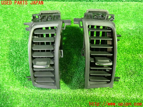 1UPJ-35297528]セレナ e-POWER(HC27)エアコン吹き出し口3 (真中) 中古_m0001.jpg