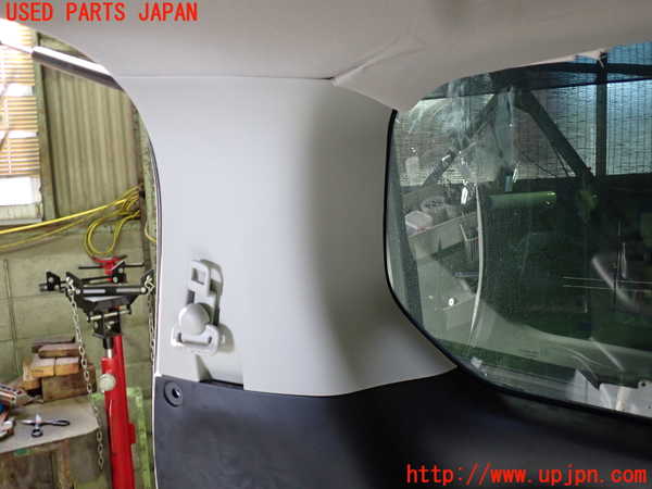 1UPJ-35297680]セレナ e-POWER(HC27)左リアピラートリム 中古_m0003.jpg