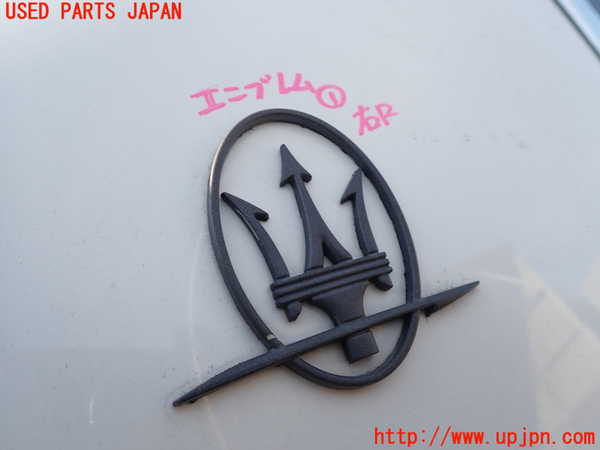 1UPJ-35301631]マセラティ・クアトロポルテ(MQP)エンブレム1 中古_m0001.jpg