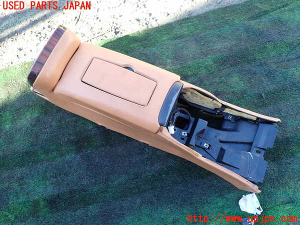 1UPJ-35307540]マセラティ・クアトロポルテ(MQP)センターコンソール 中古_m0001.jpg
