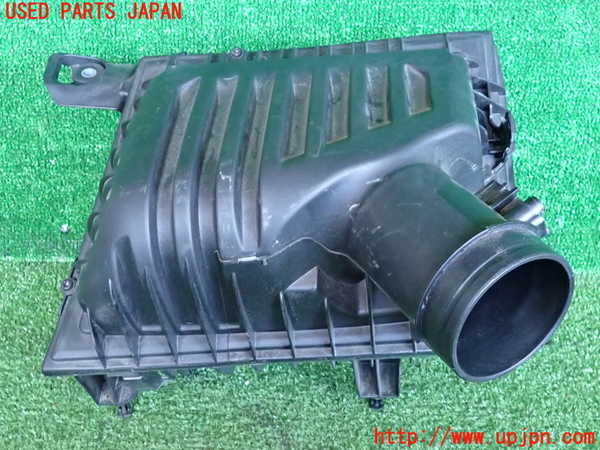 5UPJ-35322560]BMW 118d(7M20)(F40)エアクリーナーボックス  中古_m0001.jpg