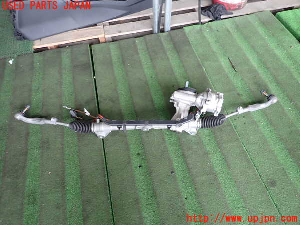 2UPJ-35324235]BMW 118d(7M20)(F40)パワステギアボックス 中古_m0002.jpg