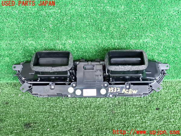 2UPJ-35326066]BMW 118d(7M20)(F40)エアコンスイッチ1 中古_m0002.jpg