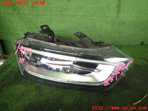 2UPJ-35331130]アウディ・Q3(8UCPSF)右ヘッドライト HID (ジャンク品) 中古_m0001.jpg