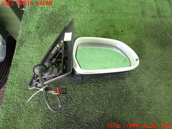 2UPJ-35331210]アウディ・Q3(8UCPSF)右ドアミラー 中古_m0002.jpg