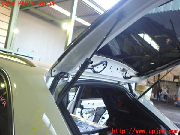 2UPJ-35331584]アウディ・Q3(8UCPSF)リアゲートダンパー 中古_m0002.jpg