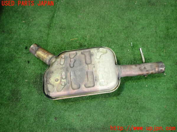 2UPJ-35332631]アウディ・Q3(8UCPSF)フロントパイプ1 中古_m0002.jpg