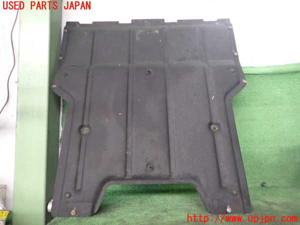 2UPJ-35332170]アウディ・Q3(8UCPSF)エンジンアンダーカバー 中古_m0001.jpg