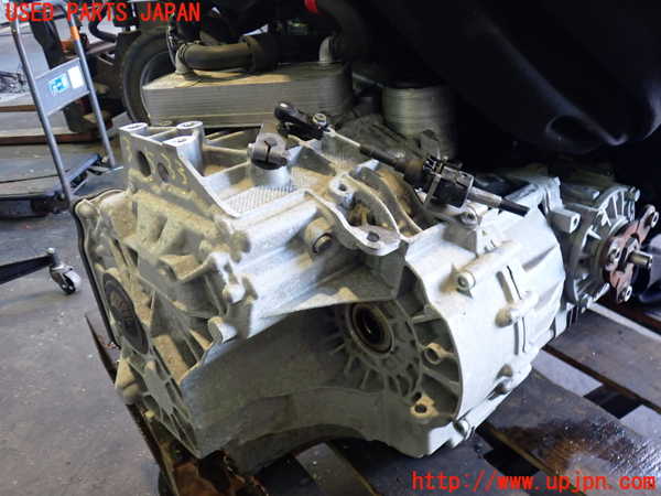 2UPJ-35333010]アウディ・Q3(8UCPSF)ミッション AT CPS 4WD 中古_m0001.jpg