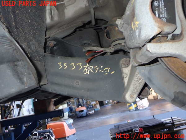 2UPJ-35335330]アウディ・Q3(8UCPSF)左リアテンションロッド 中古_m0001.jpg