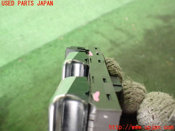 2UPJ-35336240]アウディ・Q3(8UCPSF)右前パワーウィンドウスイッチ 中古_m0003.jpg