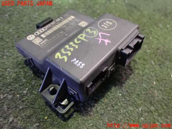 2UPJ-35336148]アウディ・Q3(8UCPSF)コンピューター3 中古_m0001.jpg