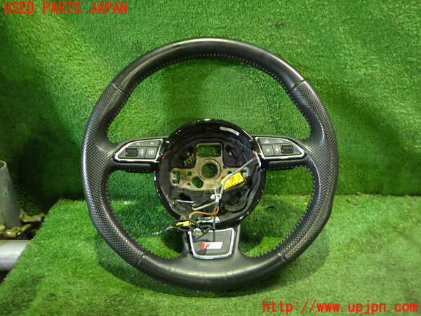2UPJ-35337855]アウディ・Q3(8UCPSF)ステアリングホイール 中古_m0001.jpg