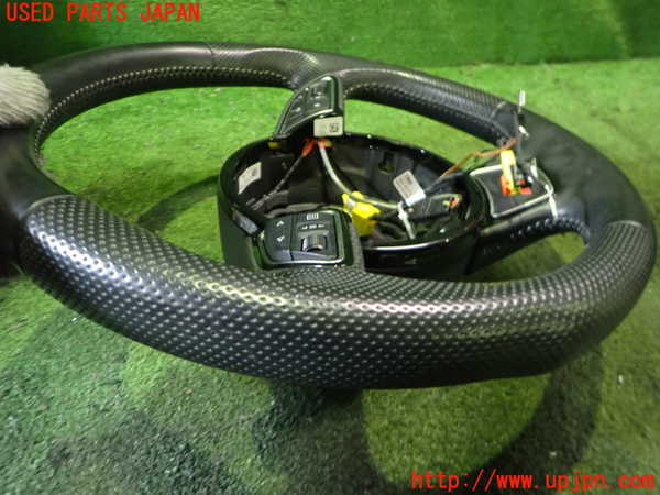 2UPJ-35337855]アウディ・Q3(8UCPSF)ステアリングホイール 中古_m0004.jpg