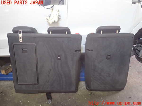 2UPJ-35337385]アウディ・Q3(8UCPSF)リアシート 中古_m0004.jpg