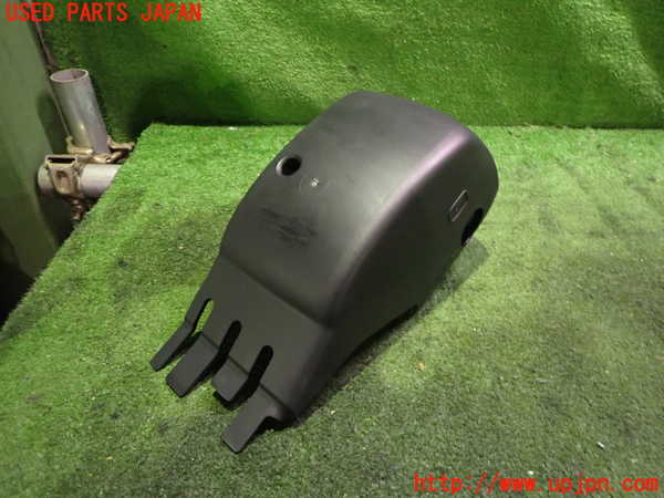 2UPJ-35337905]アウディ・Q3(8UCPSF)コラムカバー 中古_m0002.jpg