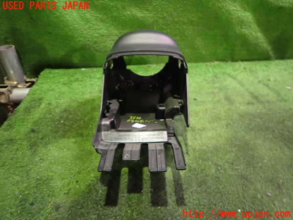 2UPJ-35337905]アウディ・Q3(8UCPSF)コラムカバー 中古_m0003.jpg