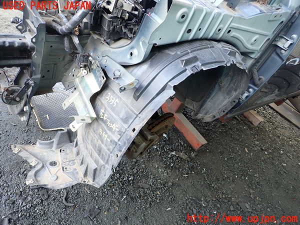 1UPJ-35351092]エクストレイル(NT32)左前フェンダーライナー 中古_m0001.jpg