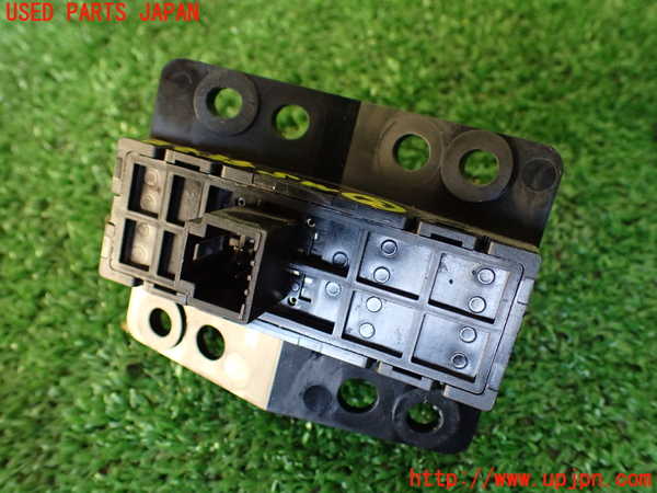 1UPJ-35356307]エクストレイル(NT32)スイッチ2 (メーター照度、TRIP RESET) 中古_m0002.jpg