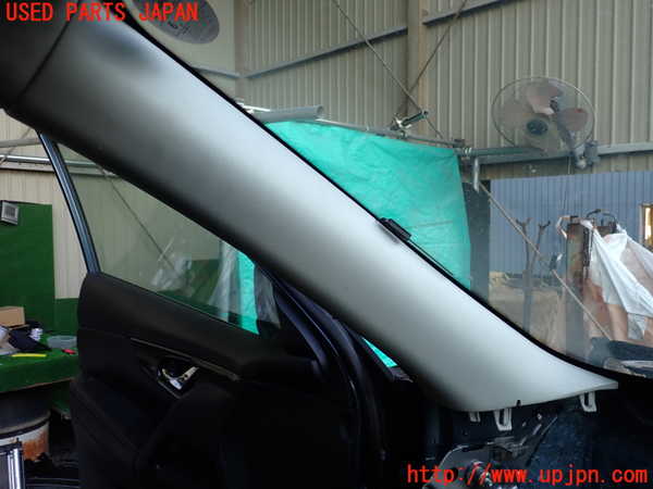 5UPJ-35357660]エクストレイル(NT32)左フロントピラートリム 中古_m0001.jpg