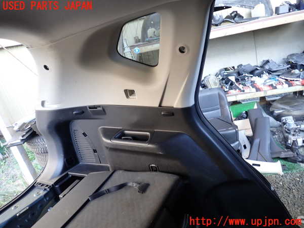 1UPJ-35357680]エクストレイル(NT32)左リアピラートリム 中古_m0001.jpg