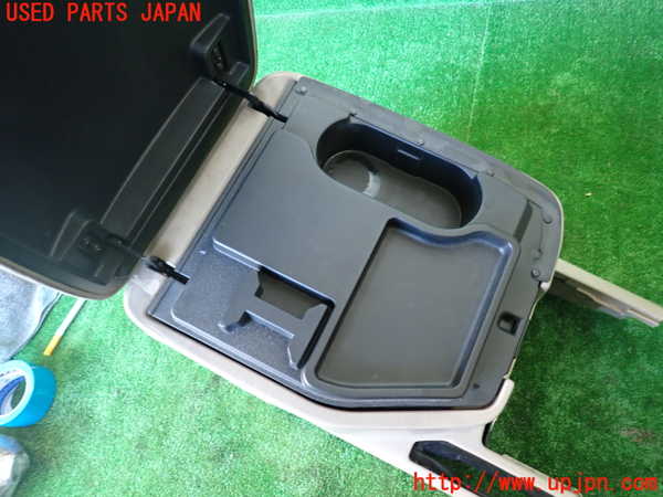 1UPJ-35387540]ランクル100系(HDJ101K)センターコンソール 中古_m0004.jpg
