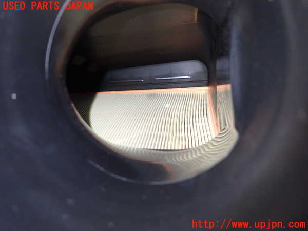 1UPJ-35402560]VW アルテオン(3HDJHF)エアクリーナーボックス 中古_m0003.jpg