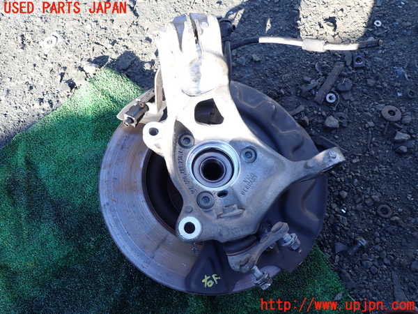 1UPJ-35404290]VW アルテオン(3HDJHF)右フロントナックルハブ 中古_m0002.jpg