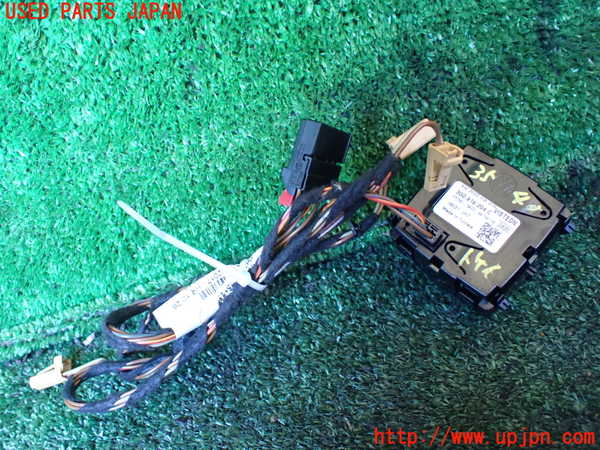 1UPJ-35407850]VW アルテオン(3HDJHF)時計 中古_m0003.jpg