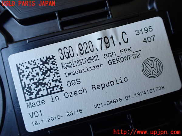 1UPJ-35406170]VW アルテオン(3HDJHF)スピードメーター 中古_m0004.jpg