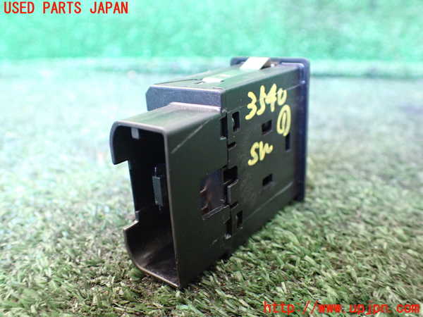 1UPJ-35406306]VW アルテオン(3HDJHF)スイッチ1(助手席側エアバッグONOFF) 中古_m0002.jpg