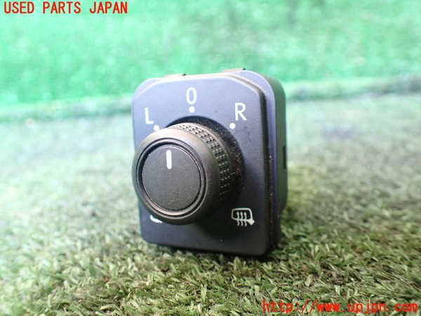 1UPJ-35406280]VW アルテオン(3HDJHF)ミラースイッチ 中古_m0001.jpg