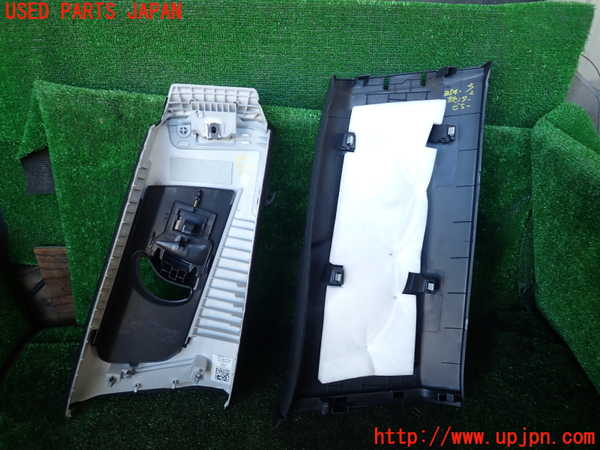 1UPJ-35407670]VW アルテオン(3HDJHF)左センターピラートリム 中古_m0002.jpg