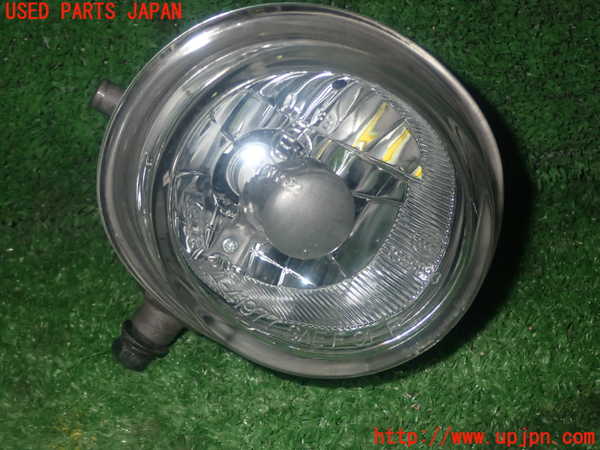 5UPJ-35411180]アバルト・124スパイダー(NF2EK)右フォグ 中古_m0001.jpg