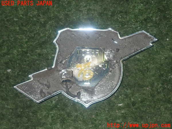 1UPJ-35411631]アバルト・124スパイダー(NF2EK)エンブレム1 中古_m0002.jpg