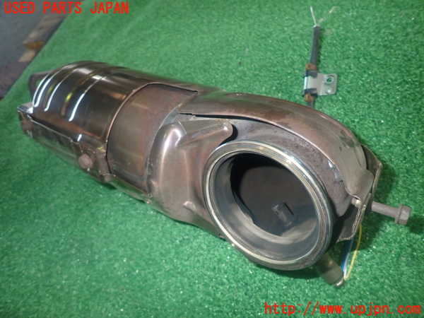 1UPJ-35412041]アバルト・124スパイダー(NF2EK)エキマニ1 触媒 マニバーター　中古_m0003.jpg