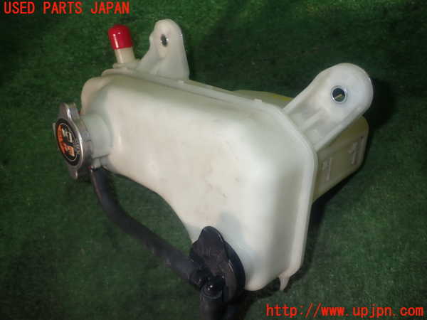 1UPJ-35412410]アバルト・124スパイダー(NF2EK)ラジエータータンク 中古_m0003.jpg