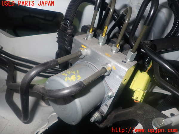 1UPJ-35414040]アバルト・124スパイダー(NF2EK)ABSアクチュエーター 中古_m0001.jpg