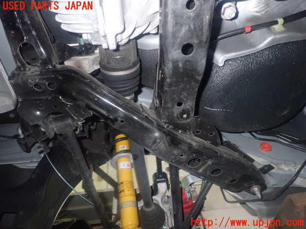 5UPJ-35415295]アバルト・124スパイダー(NF2EK)リアメンバー 中古_m0003.jpg