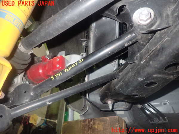 1UPJ-35415226]アバルト・124スパイダー(NF2EK)左リアロアアーム1 中古_m0001.jpg