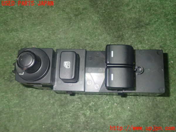 5UPJ-35416240]アバルト・124スパイダー(NF2EK)右パワーウィンドウスイッチ 中古_m0001.jpg