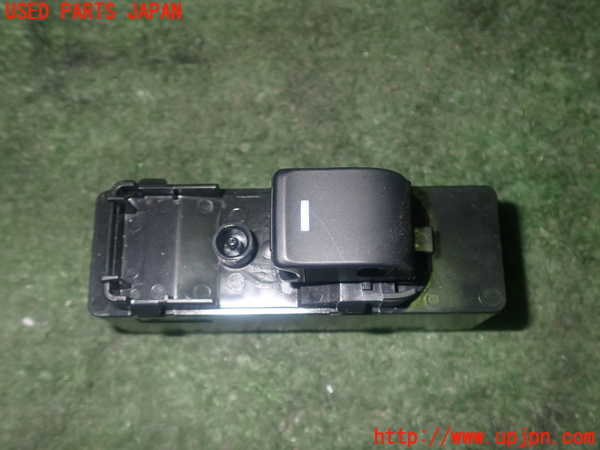 1UPJ-35416245]アバルト・124スパイダー(NF2EK)左パワーウィンドウスイッチ 中古_m0001.jpg